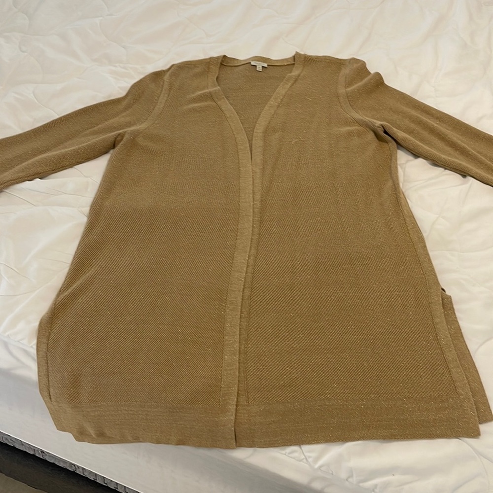 Talbots Plus Sized 2X Gold sweater knee length cardigan. GUC! Has gold threading